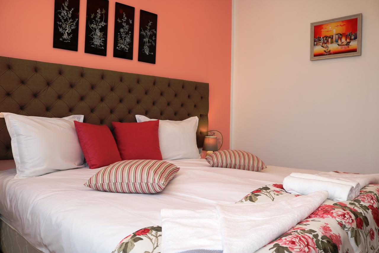 Sea Port Celebrity Apartment - Lets4Holiday Varna Exterior photo