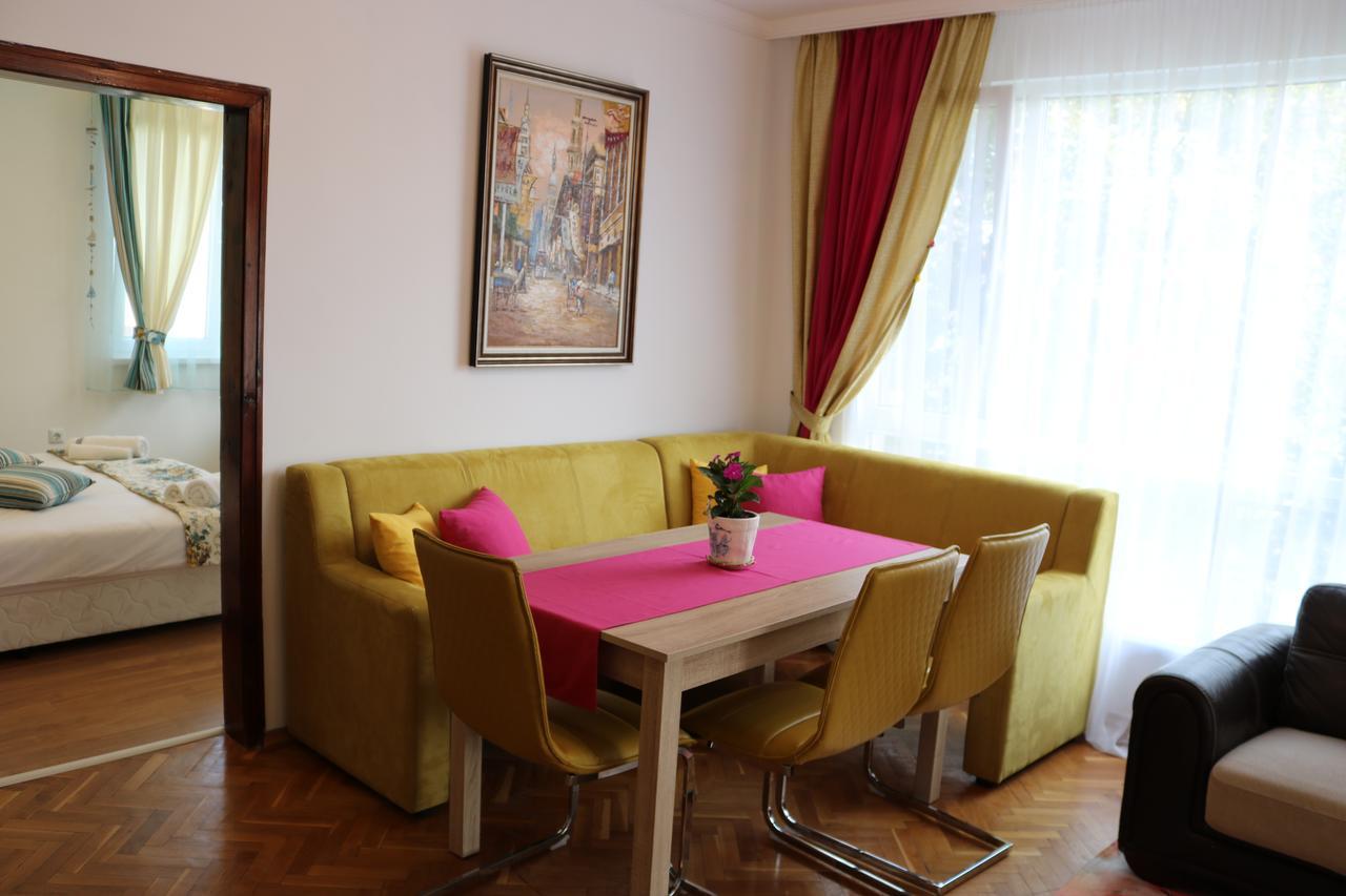 Sea Port Celebrity Apartment - Lets4Holiday Varna Exterior photo